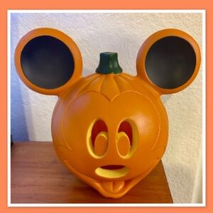 Mickey Mouse Halloween Blow Mold Plastic Light up Jack O Lantern Pumpkin